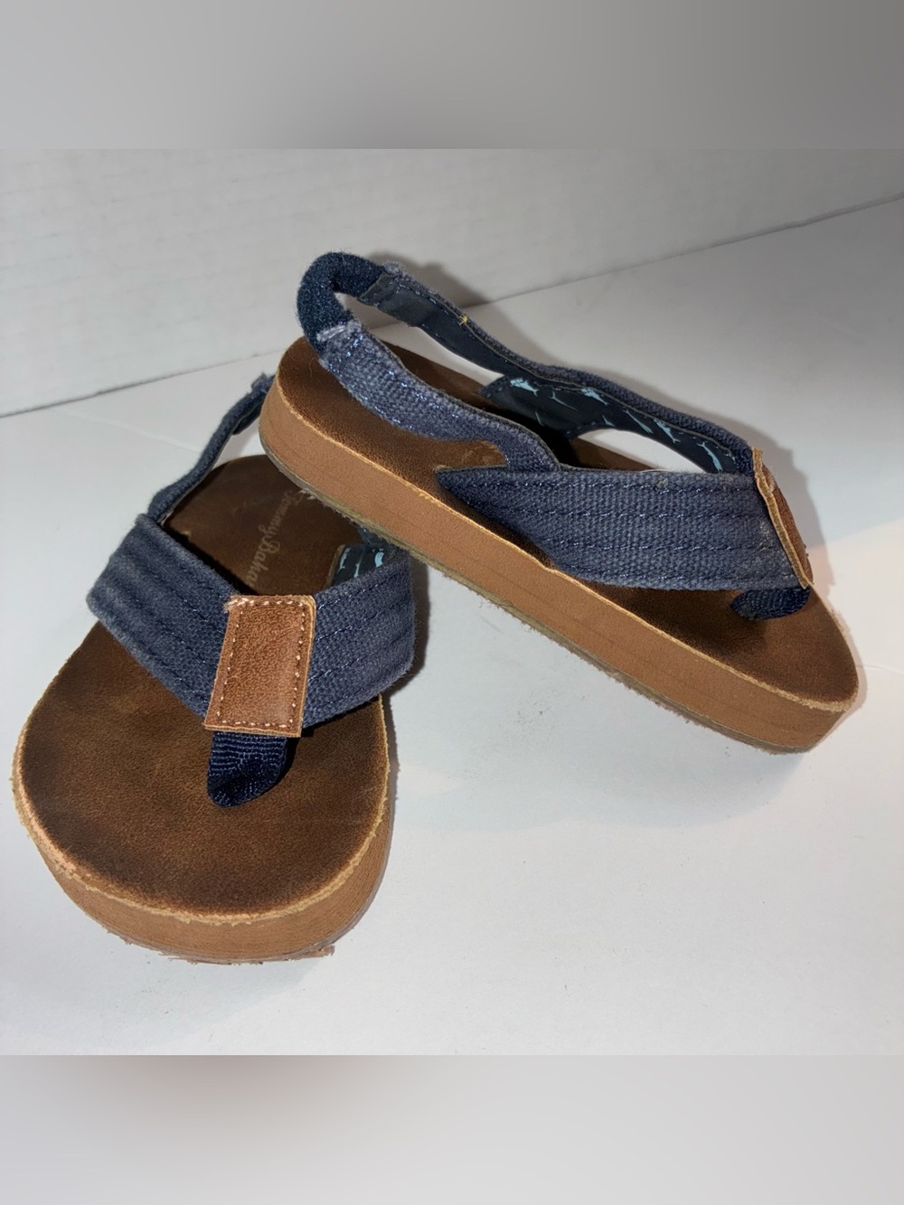 Tommy Bahama Blue Toddler Flip Flops Sandles Size 7